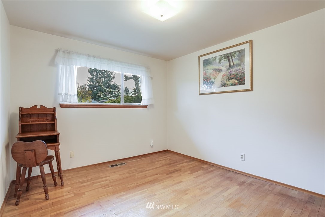10610 Southeast 196th Street Renton, WA 98055 - Photo 19 of 27 Gallery Image 19