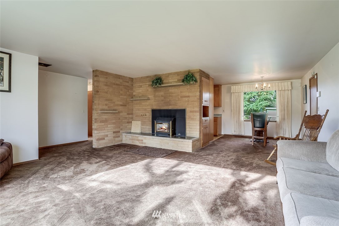 10610 Southeast 196th Street Renton, WA 98055 - Photo 6 of 27 Gallery Image 6