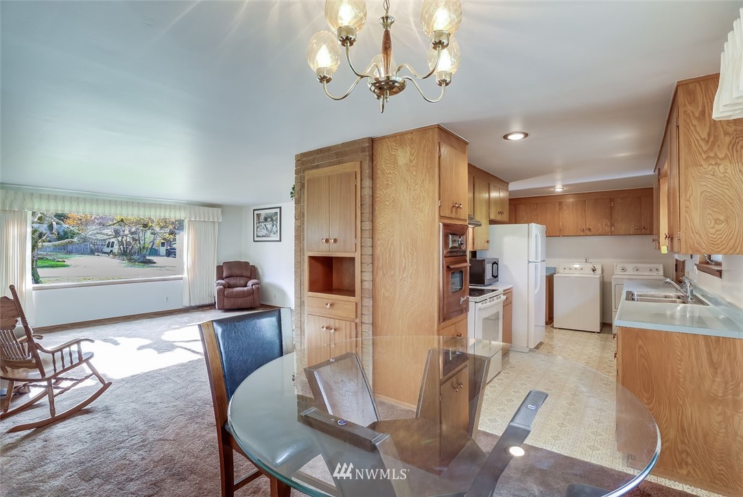 10610 Southeast 196th Street Renton, WA 98055 - Photo 9 of 27 Gallery Image 9