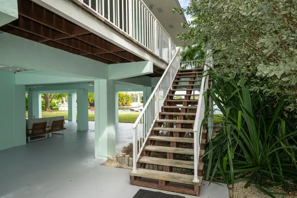 a house view with a backyard space