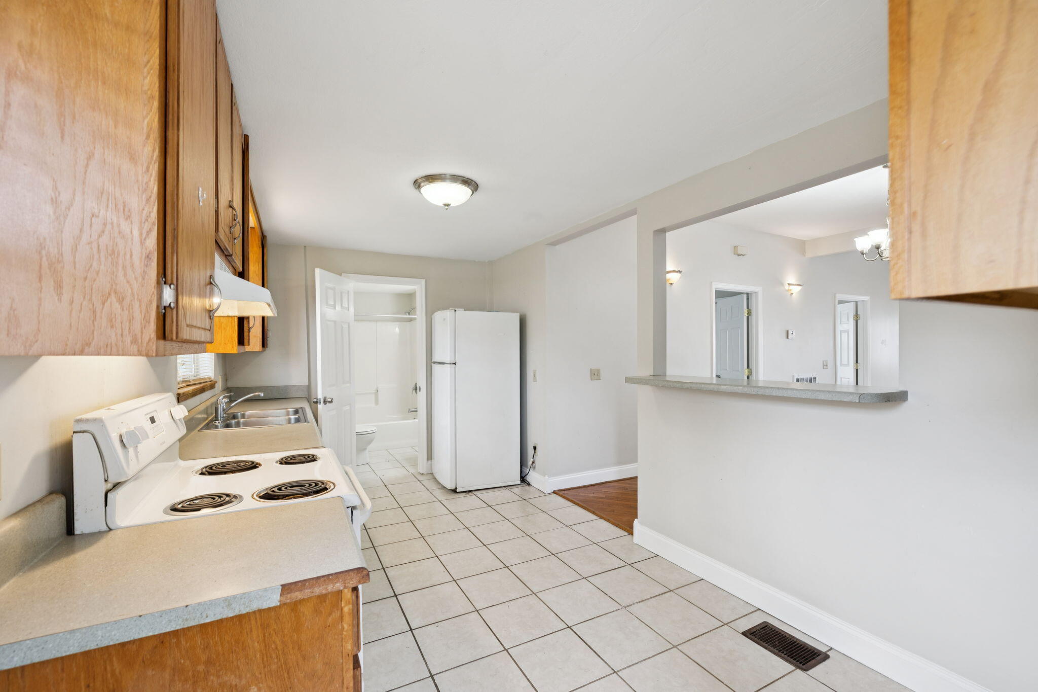 1142 Pierce Street Chattanooga, TN 37403 - Photo 13 of 20 kitchen