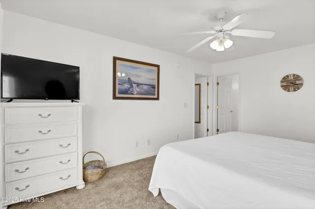 $2,950 | 1401 South Shore Drive, Surf City, NC 28445