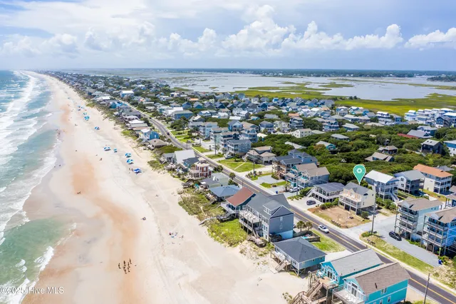 $2,950 | 1401 South Shore Drive, Surf City, NC 28445