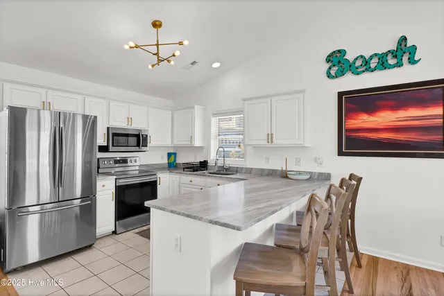 $2,950 | 1401 South Shore Drive, Surf City, NC 28445