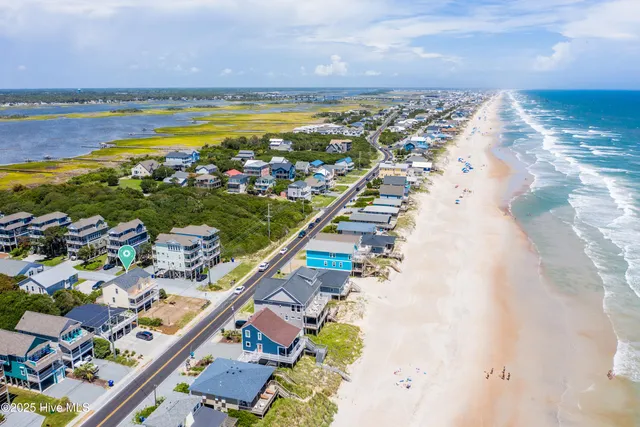 $2,950 | 1401 South Shore Drive, Surf City, NC 28445