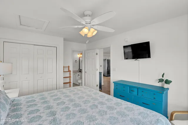 $2,950 | 1401 South Shore Drive, Surf City, NC 28445