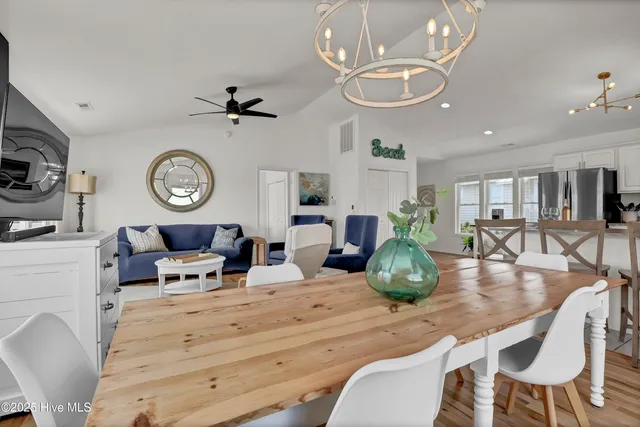 $2,950 | 1401 South Shore Drive, Surf City, NC 28445