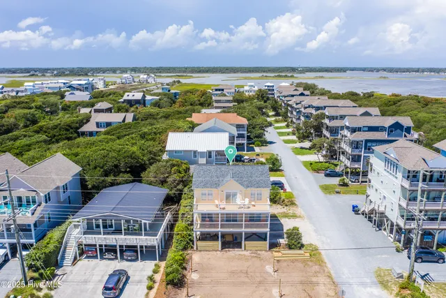 $2,950 | 1401 South Shore Drive, Surf City, NC 28445