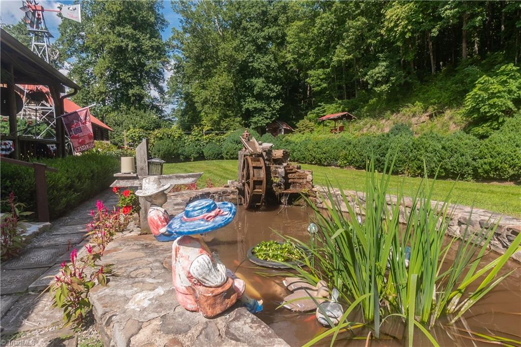 7713 Haystack Road Dobson, NC 27017 - Photo 3 of 44 Gallery Image 3