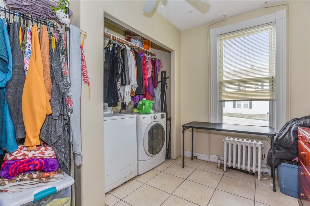3 Chestnut Street Westerly, RI 02891 - Photo 15 of 32