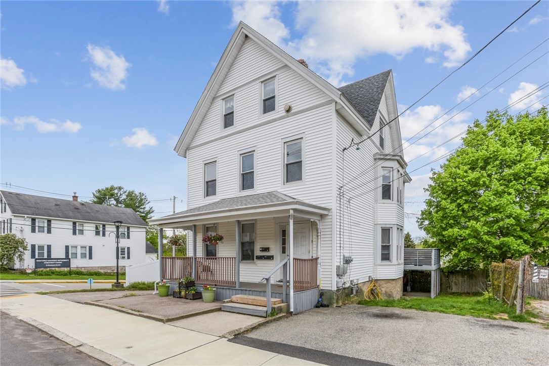 3 Chestnut Street Westerly, RI 02891 - Photo 3 of 32