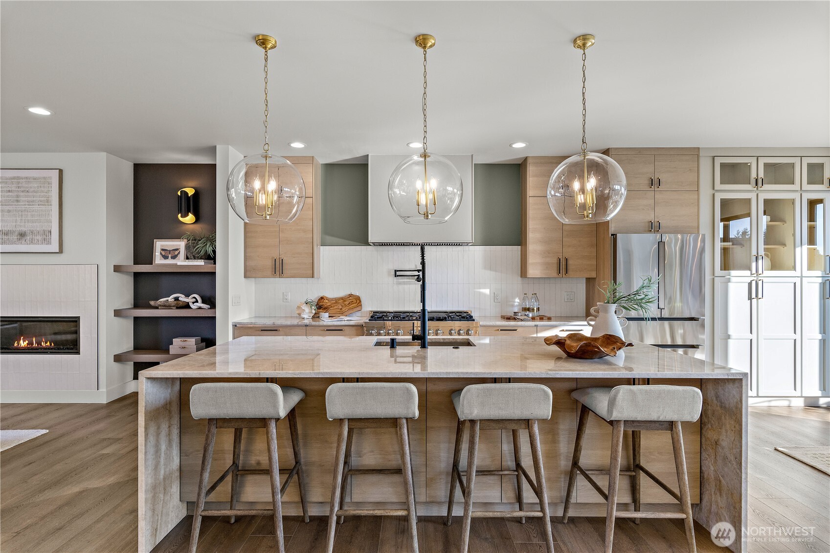 721 North 80th Street Seattle, WA 98103 - Photo 13 of 34