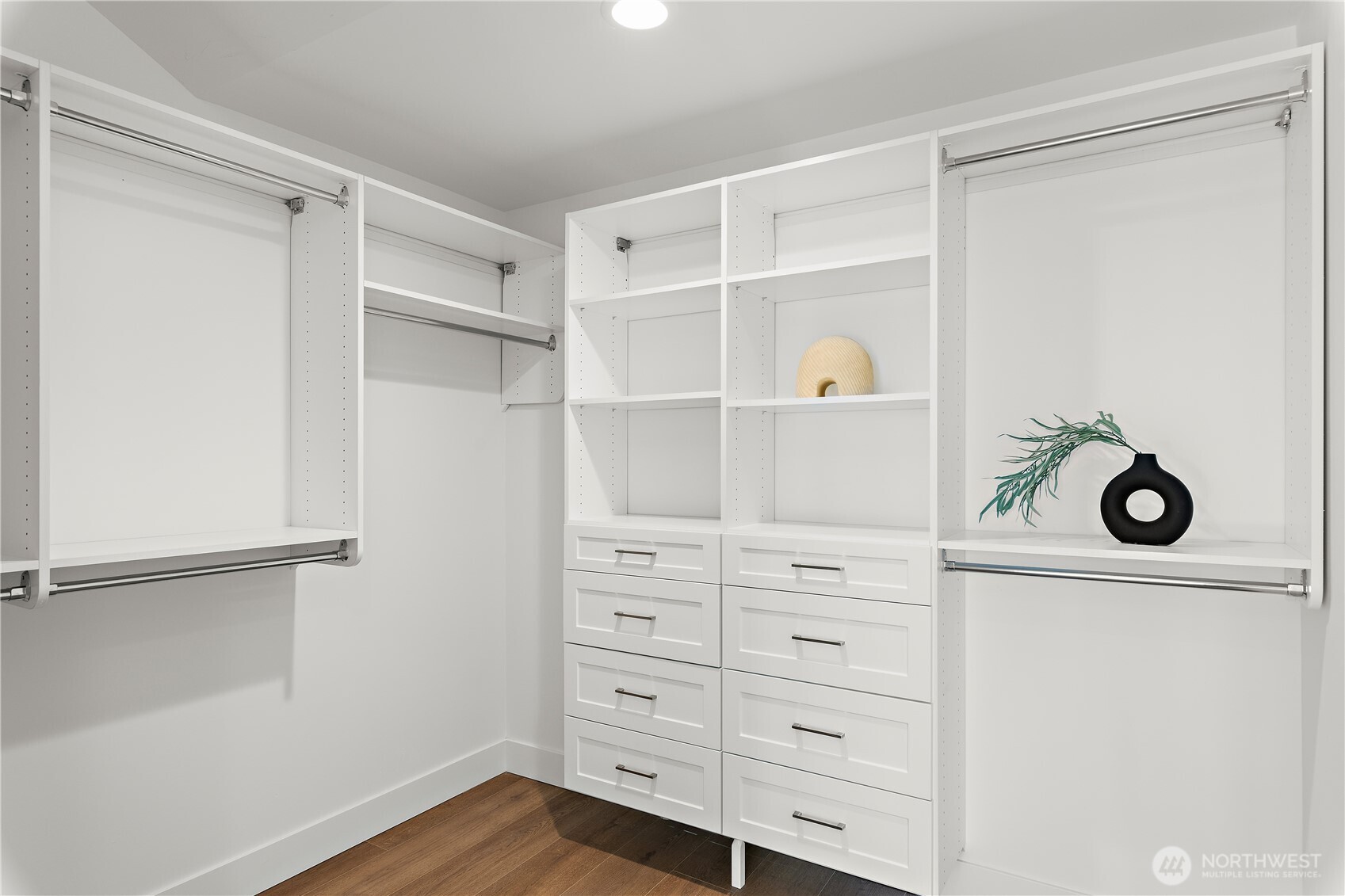 721 North 80th Street Seattle, WA 98103 - Photo 23 of 34