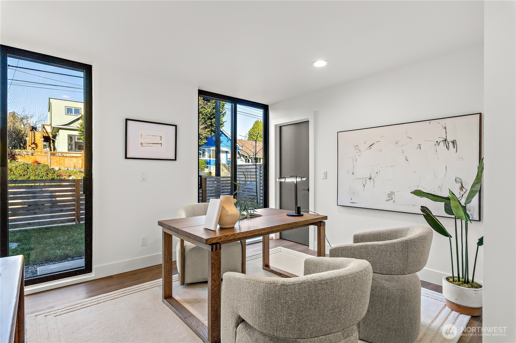 721 North 80th Street Seattle, WA 98103 - Photo 4 of 34