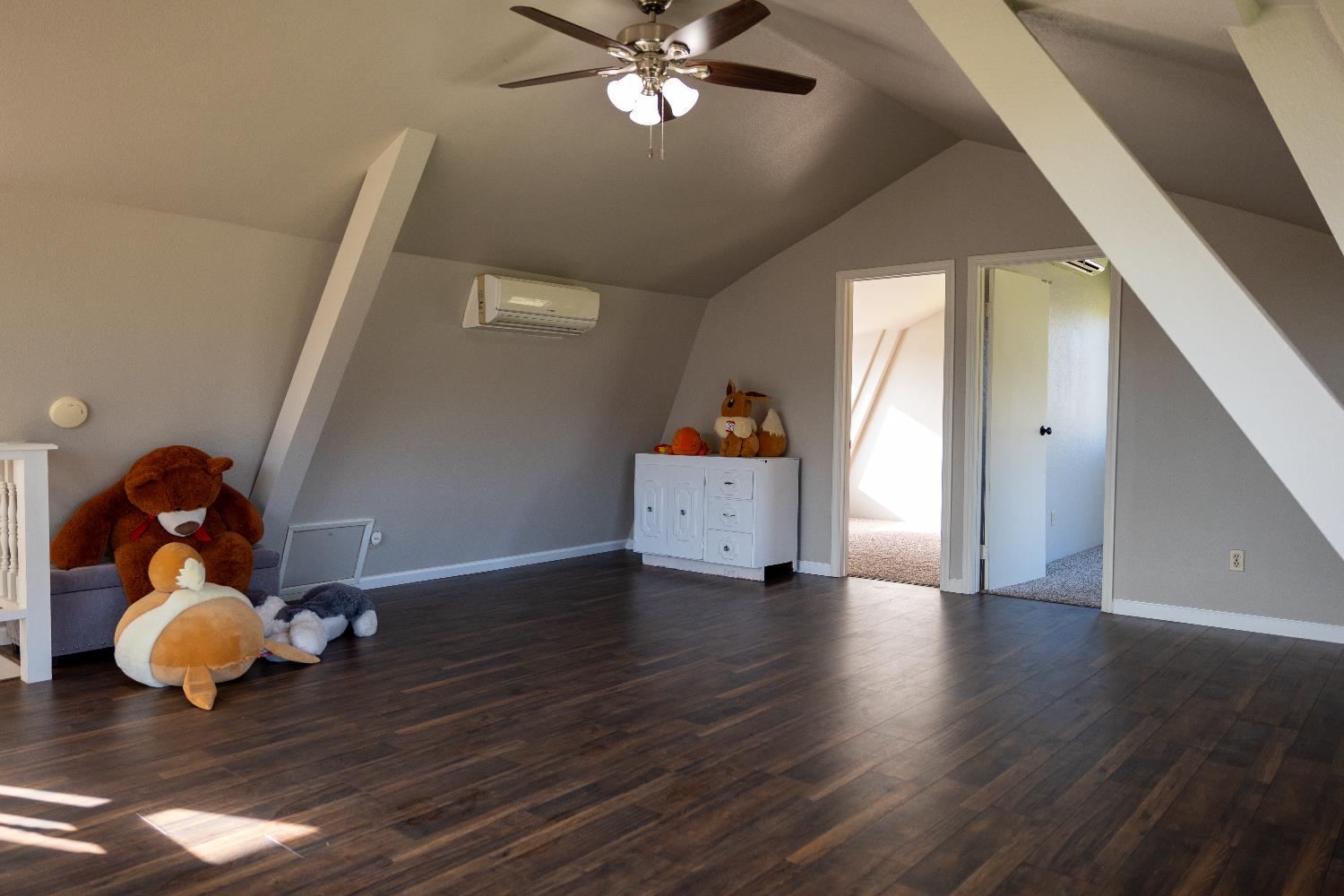 42560 Ranger Cir Way Coarsegold, CA 93614 - Photo 29 of 44 a workspace with wooden floor