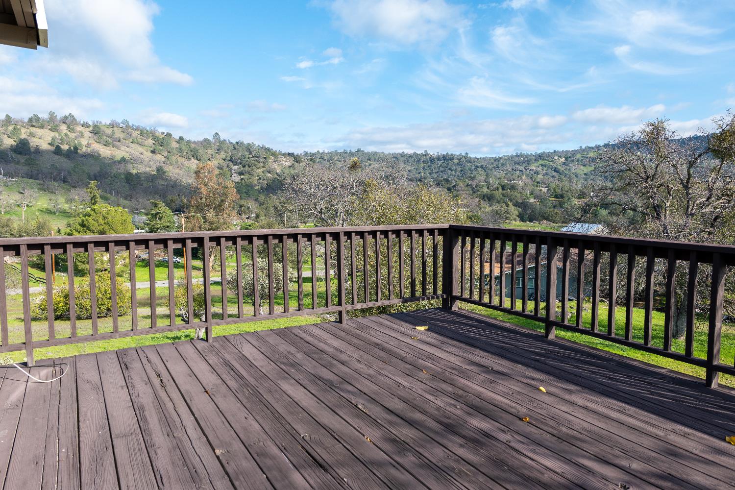 42560 Ranger Cir Way Coarsegold, CA 93614 - Photo 37 of 44 a view of wooden floor with a lake view
