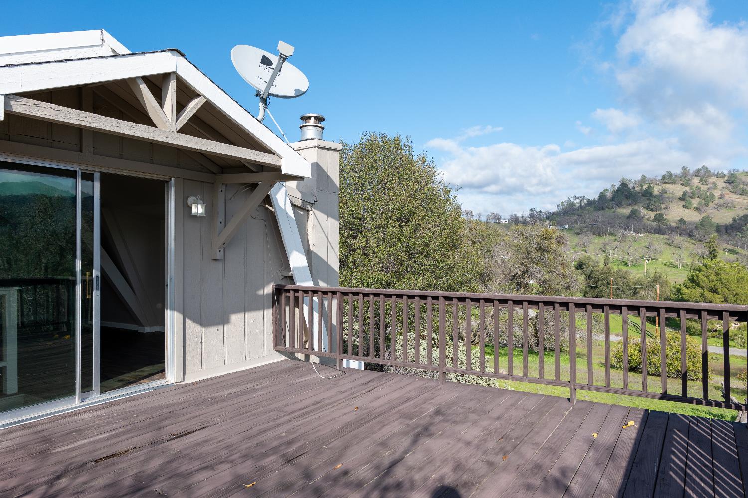 42560 Ranger Cir Way Coarsegold, CA 93614 - Photo 42 of 44 a view of a house with a balcony