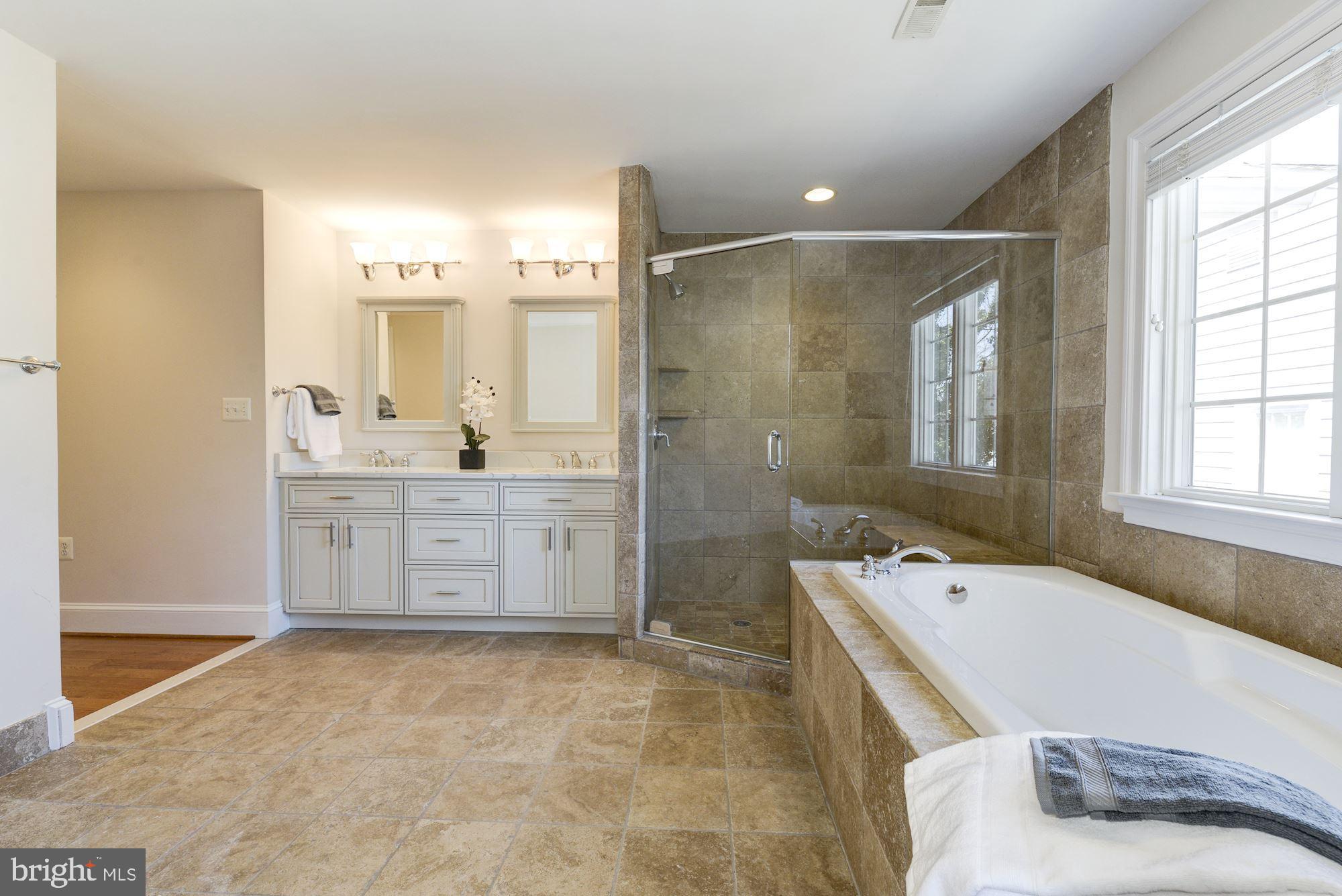 4416 Ridge Street Chevy Chase, MD 20815 - Photo 17 of 39 Master Bath