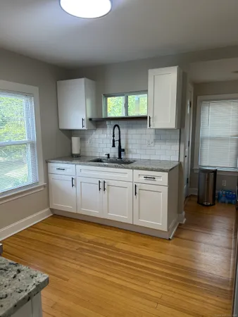 $2,500 | 32 Wall Street, Unit 2, Middletown, CT 06457