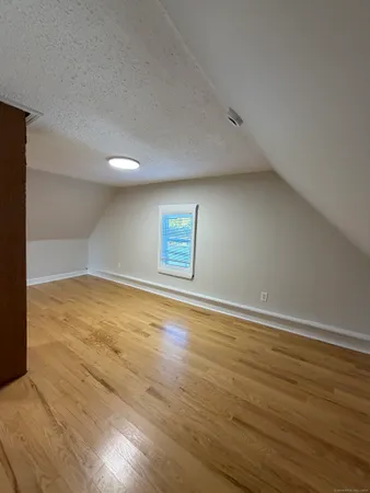 $2,500 | 32 Wall Street, Unit 2, Middletown, CT 06457