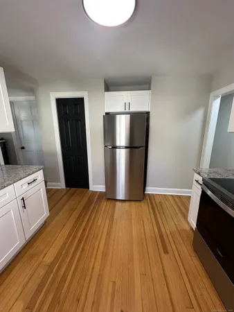 $2,500 | 32 Wall Street, Unit 2, Middletown, CT 06457