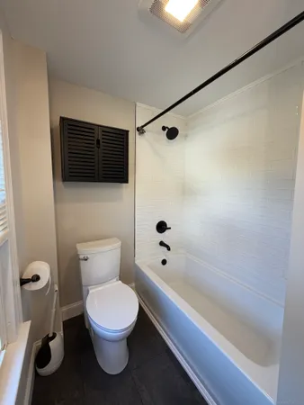 $2,500 | 32 Wall Street, Unit 2, Middletown, CT 06457