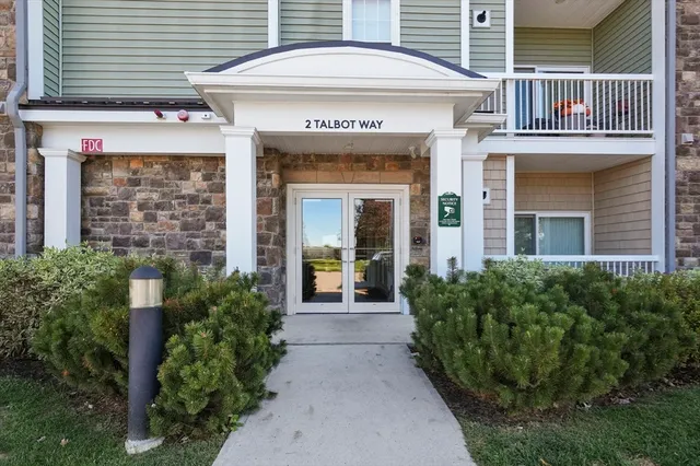 $395,000 | 2 Talbot Way, Unit 2103, Westborough, MA 01581
