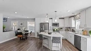 $2,450 | 5245 Trotter Trail, Victoria, MN 55386