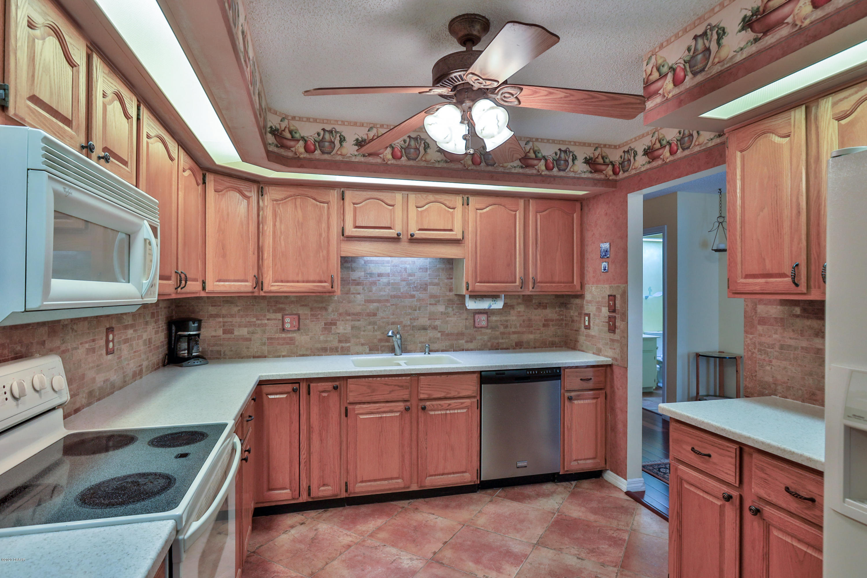 140 Deer Lake Circle Ormond Beach, FL 32174 - Photo 11 of 44 140 Deer Lake-8