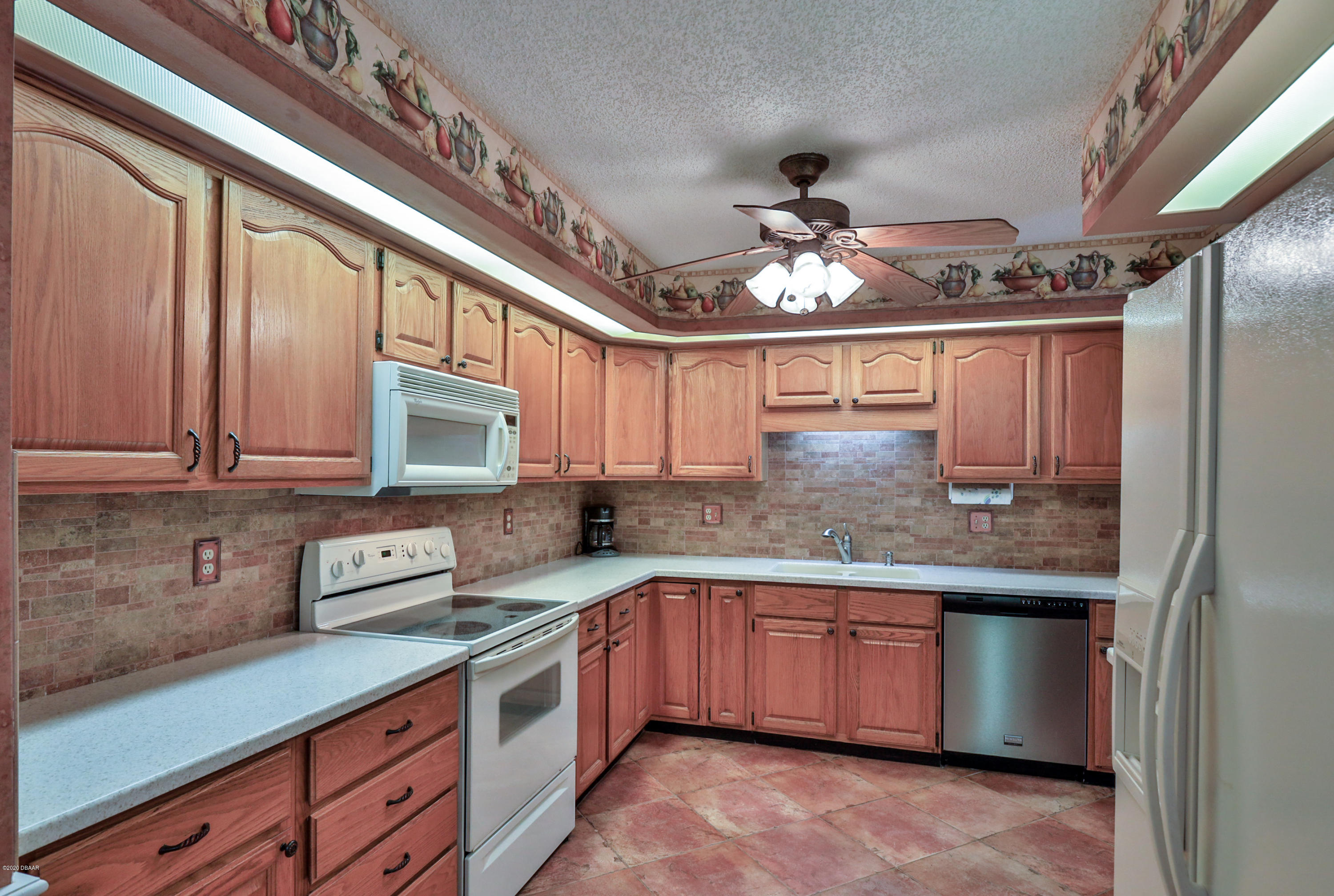 140 Deer Lake Circle Ormond Beach, FL 32174 - Photo 10 of 44 140 Deer Lake-7