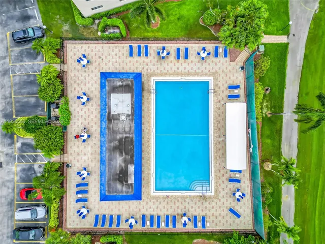 $289,000 | 3204 Portofino Point, Unit B4, Coconut Creek, FL 33066