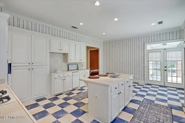 $389,000 | 772 Oakmont Parkway, Ridgeland, MS 39157