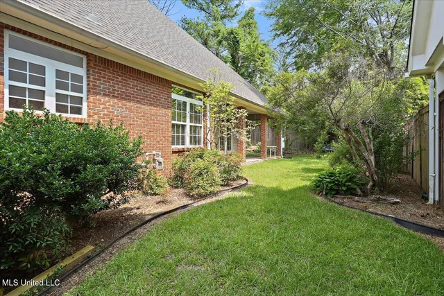 $389,000 | 772 Oakmont Parkway, Ridgeland, MS 39157