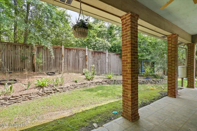 $389,000 | 772 Oakmont Parkway, Ridgeland, MS 39157