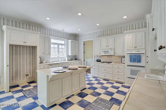 $389,000 | 772 Oakmont Parkway, Ridgeland, MS 39157