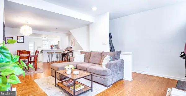 $3,900 | 434 Catharine Street, Philadelphia, PA 19147