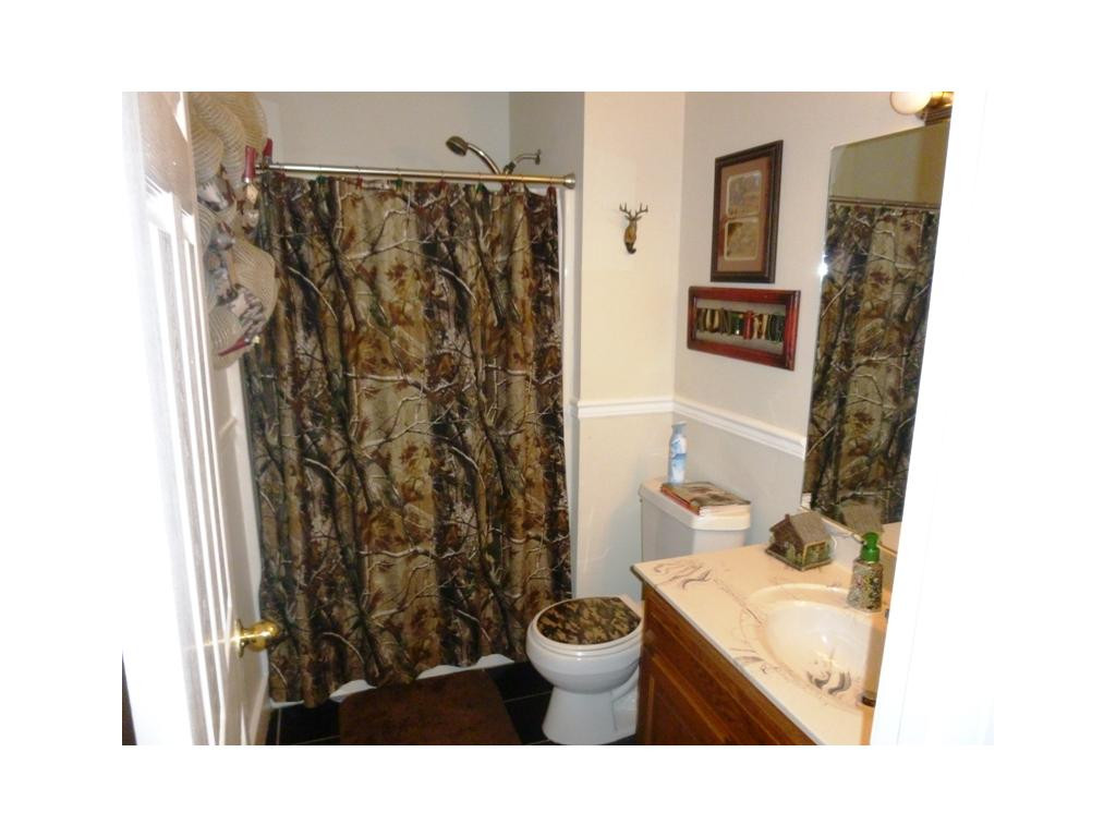 280 McClain Road Kingsport, TN 37660 - Photo 10 of 24 FULL BATH