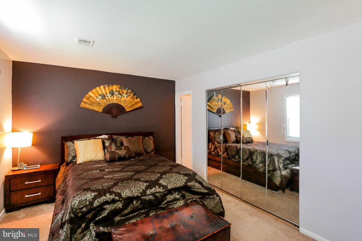 8906 16th Street Silver Spring, MD 20910 - Photo 19 of 30 Bedroom (Master)