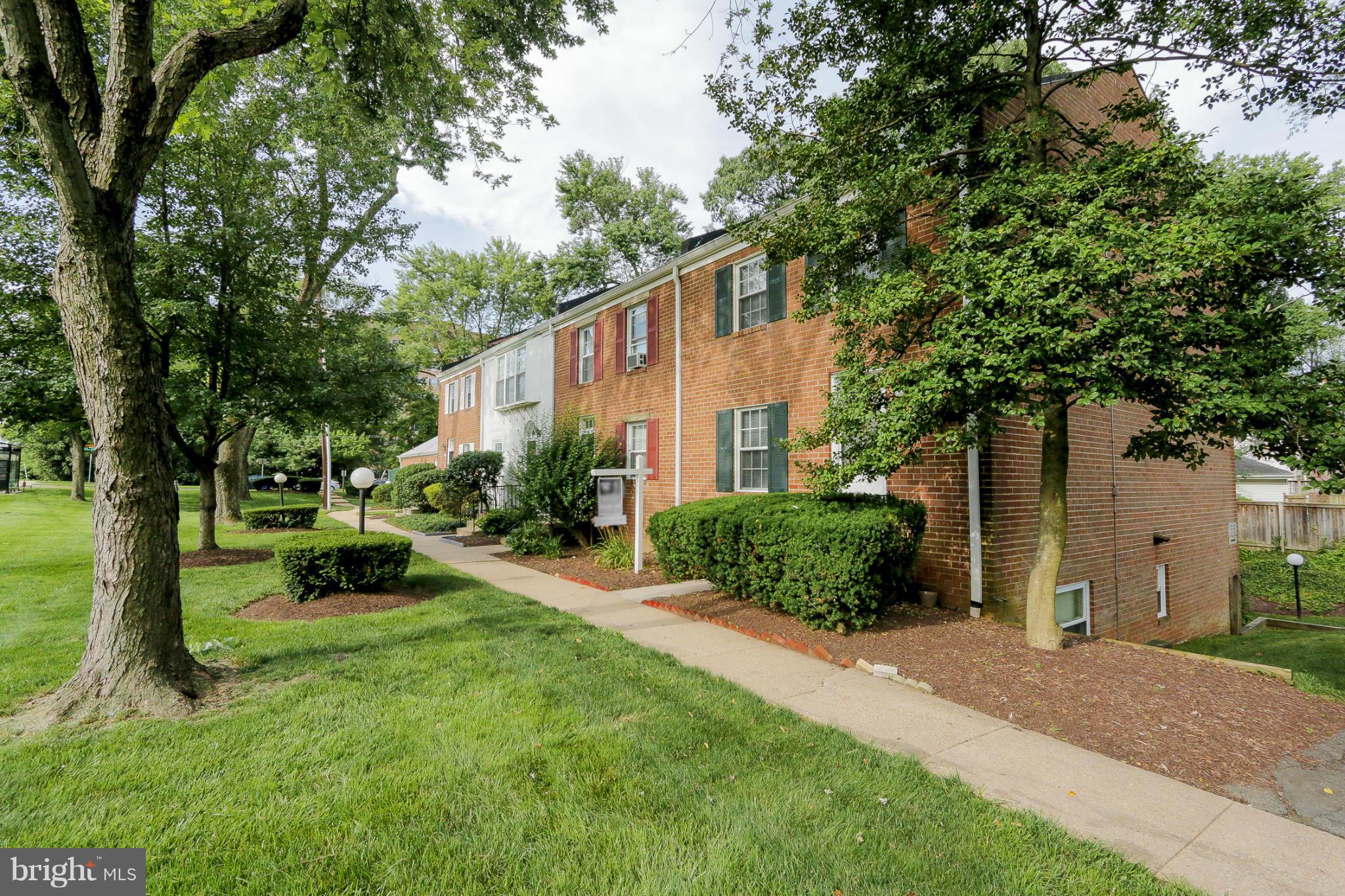 8906 16th Street Silver Spring, MD 20910 - Photo 3 of 30 Exterior (Front)
