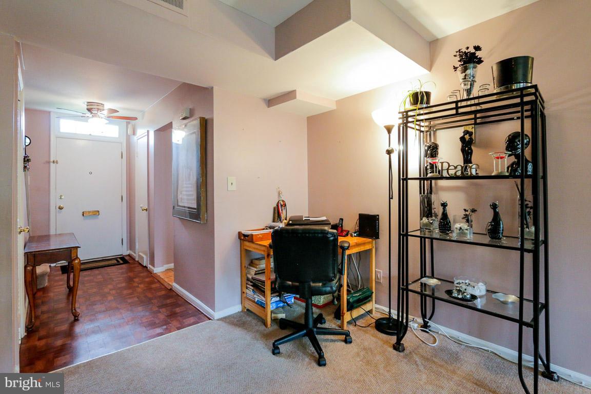 8906 16th Street Silver Spring, MD 20910 - Photo 5 of 30 Interior (General)