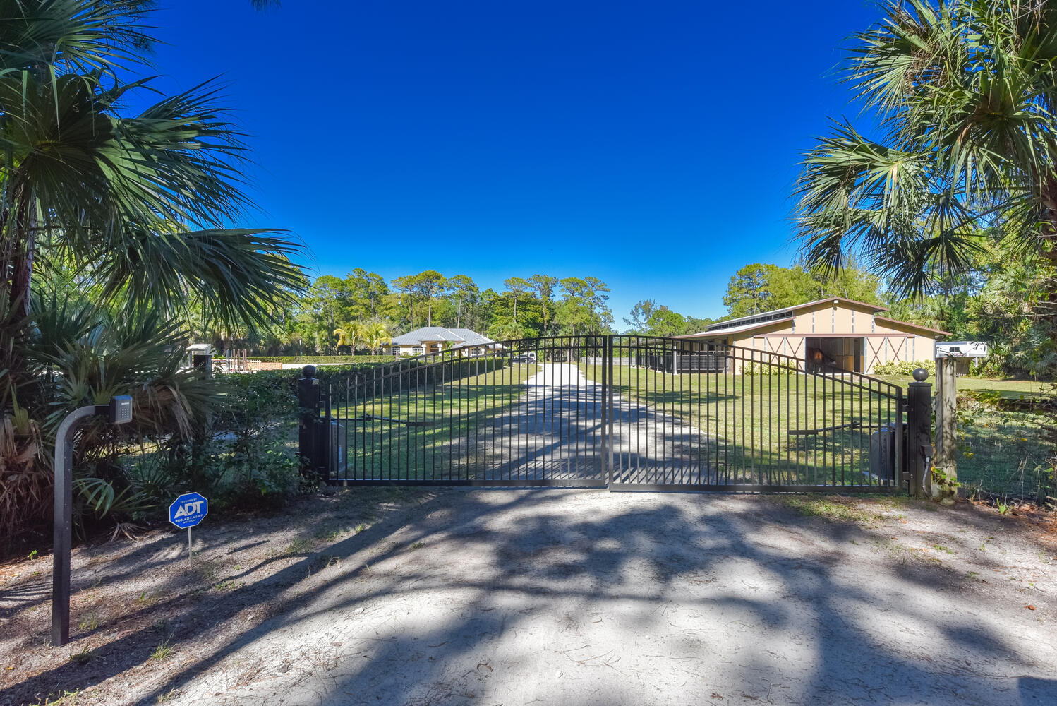 12843 Kazee Road Loxahatchee Groves, FL 33470 - Photo 5 of 40 12843 Kazee Rd Loxahatchee FL-large-005-