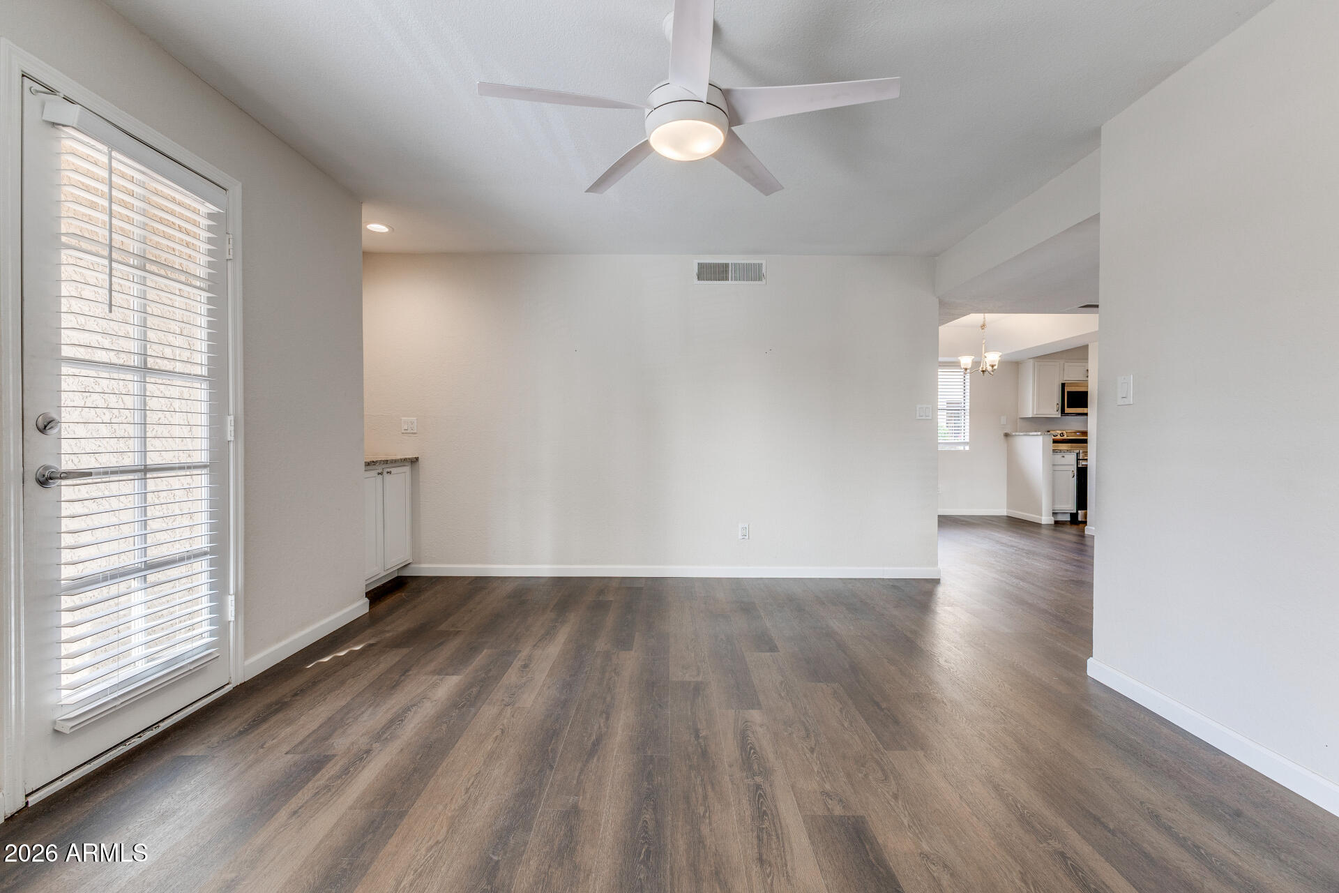 8787 East Mountain View Road, Unit 1124 Scottsdale, AZ 85258 - Photo 7 of 27 7 Mountain View