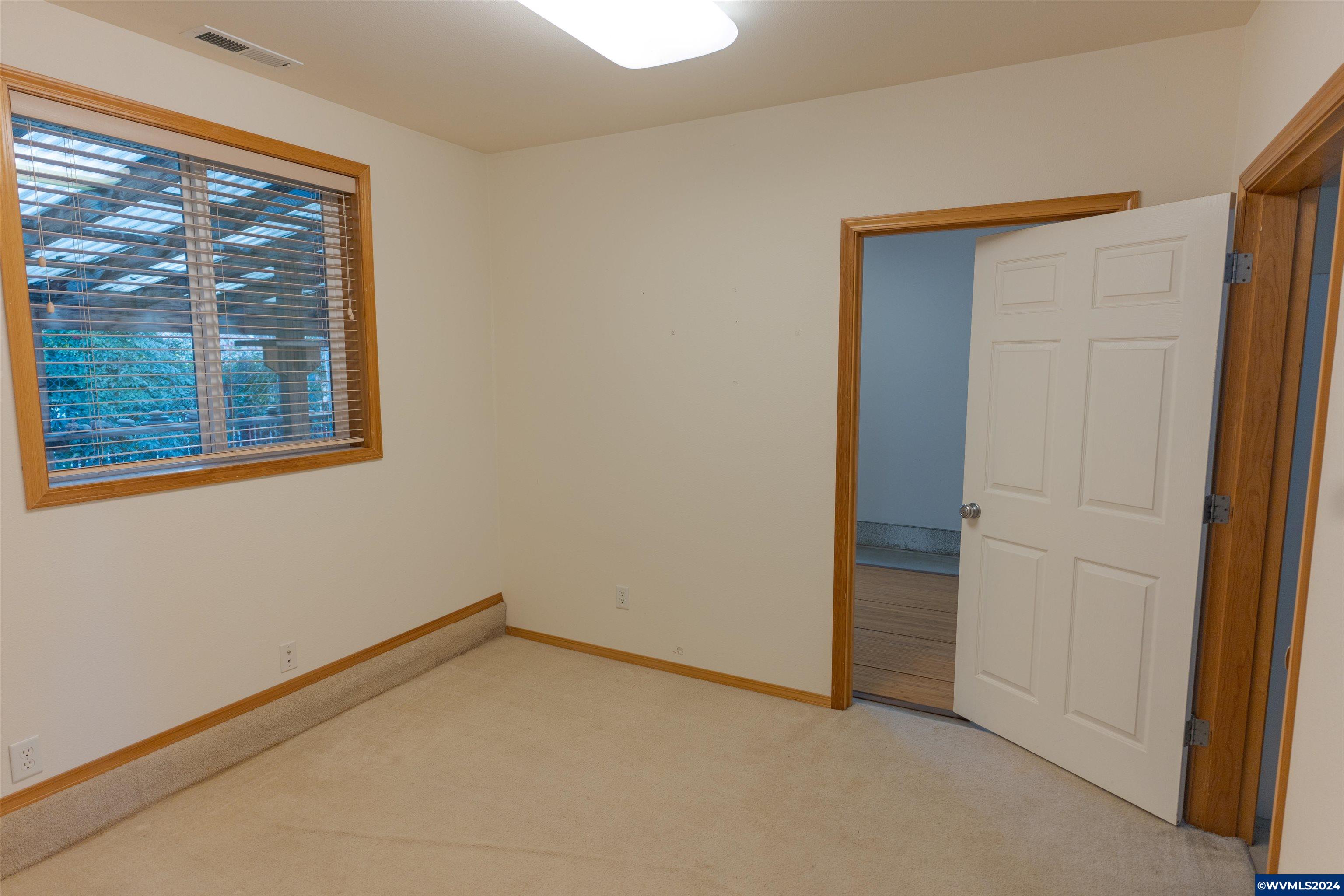 1904 Summerfield Court Southwest Albany, OR 97321 - Photo 19 of 28