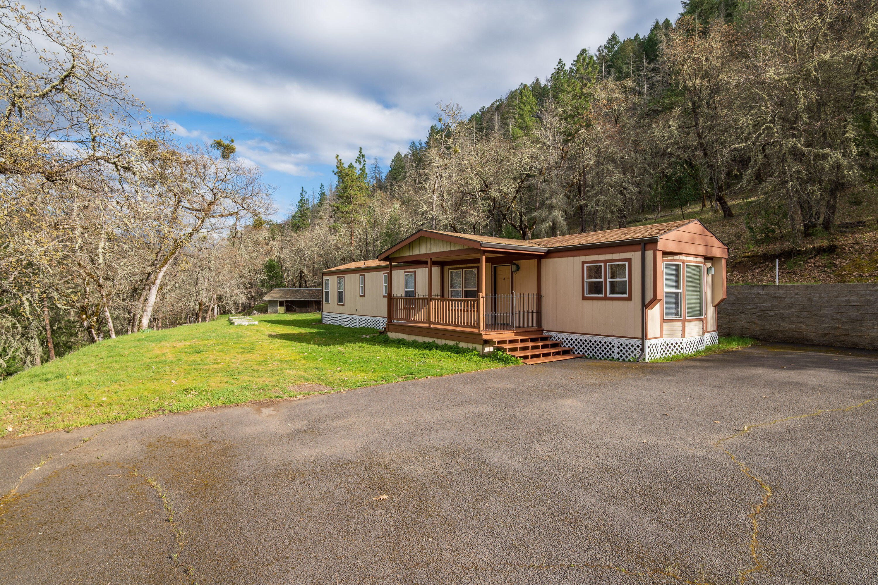 3998 Little Applegate Road Jacksonville, OR 97530 - Photo 58 of 77 3998LittleApplegate66