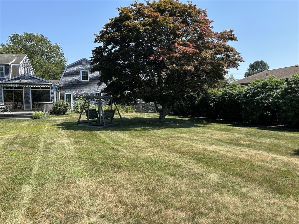 273 Main Street Acushnet, MA 02743 - Photo 30 of 37