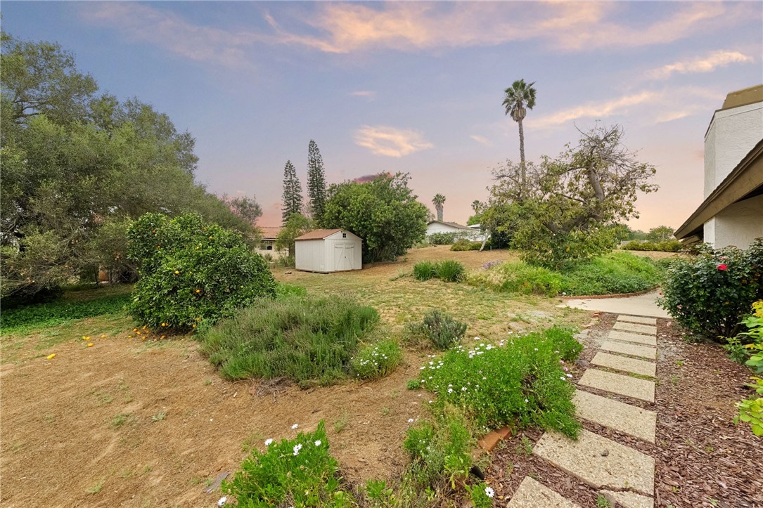 665 Norwynn Lane Fallbrook, CA 92028 - Photo 38 of 51 a view of a outdoor space