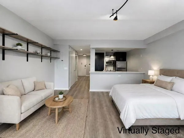 $3,400 | 13-11 Jackson Avenue, Unit 8C | Long Island City