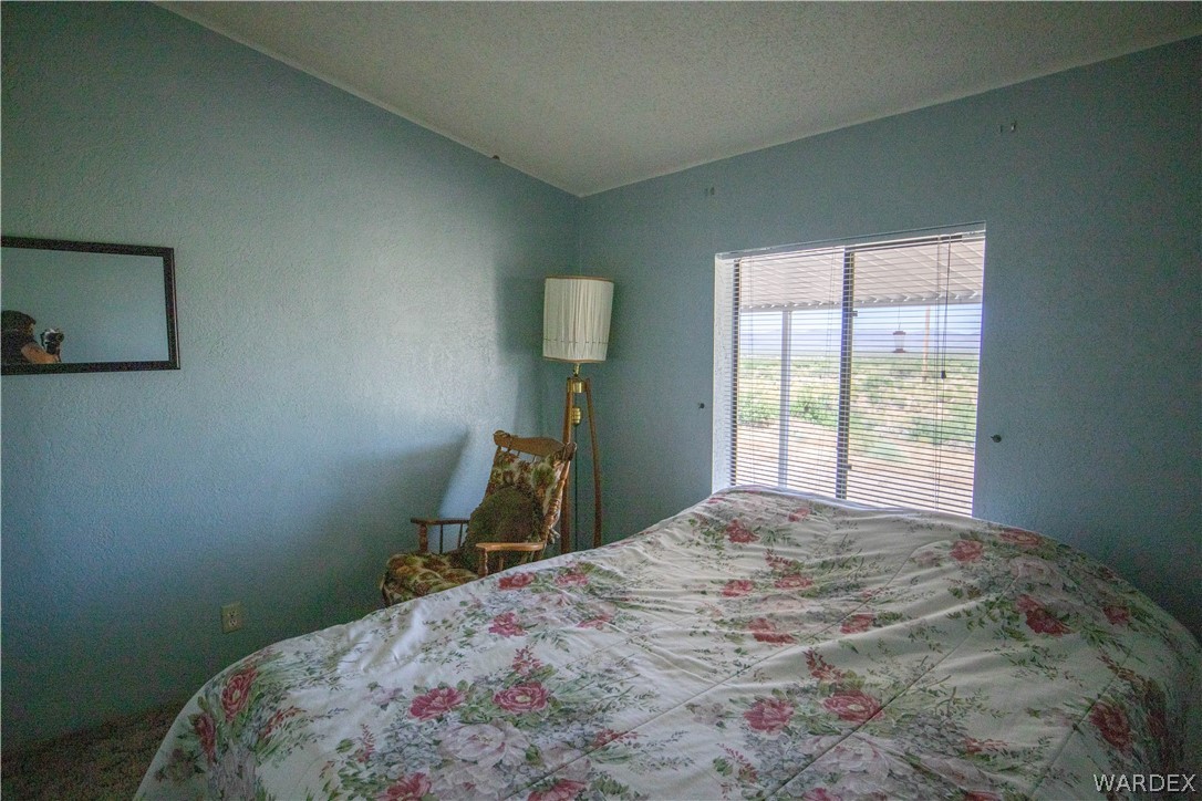 3920 Bacobi Road Golden Valley, AZ 86413 - Photo 14 of 31