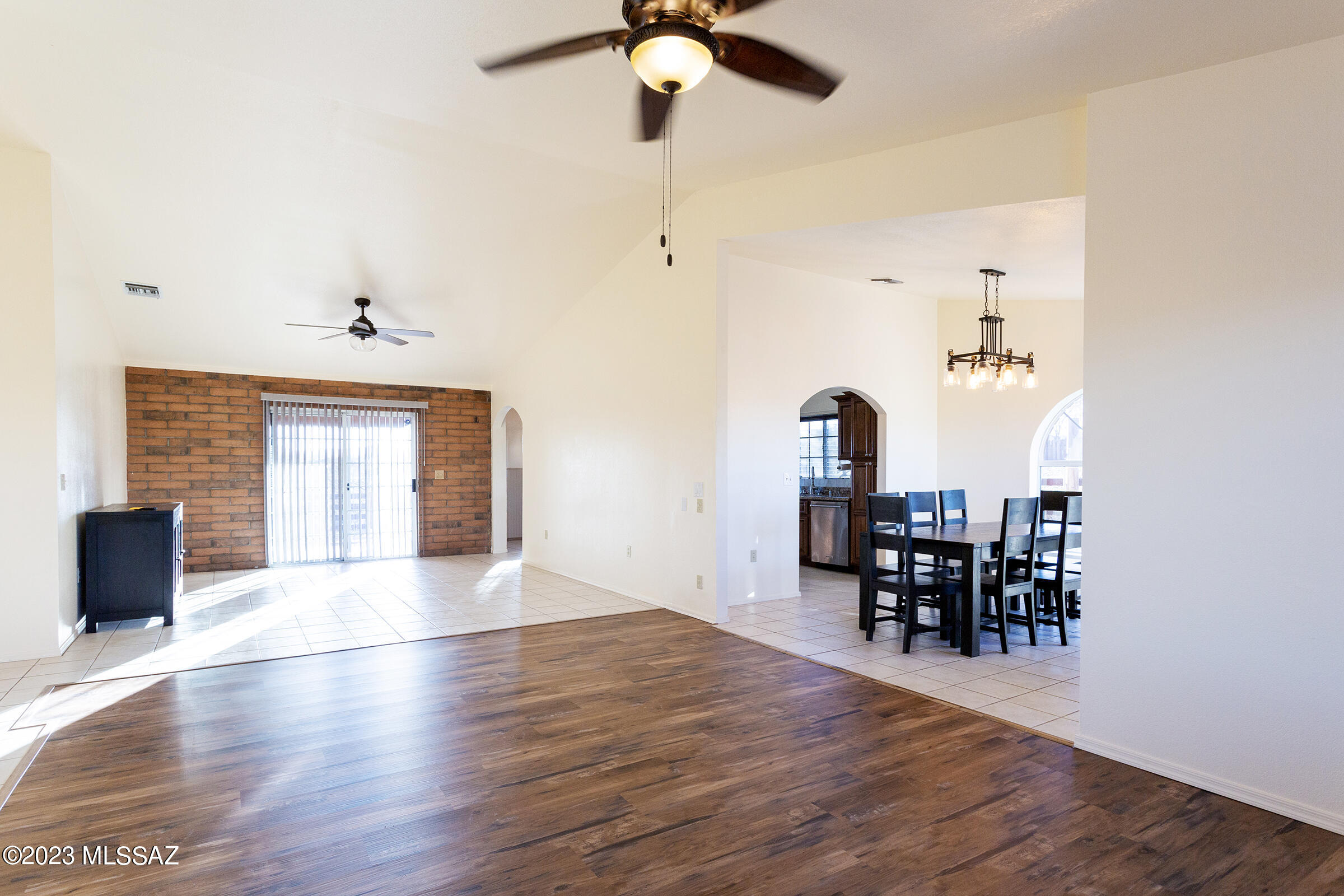 565 Amaranto Court Rio Rico, AZ 85648 - Photo 7 of 46