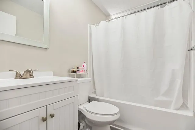 $220,000 | 7800 East 87th Terrace, Kansas City, MO 64138